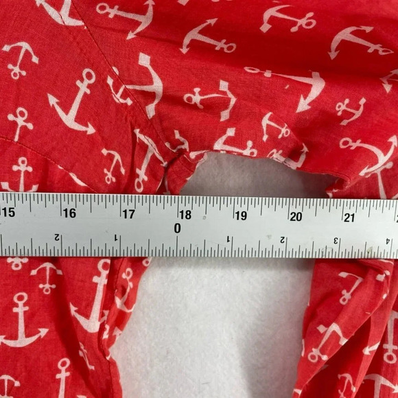 Old Navy Button-Up Shirt Women's Sz XS Red Anchor Print Collared Long Sleeves - Picture 3 of 11